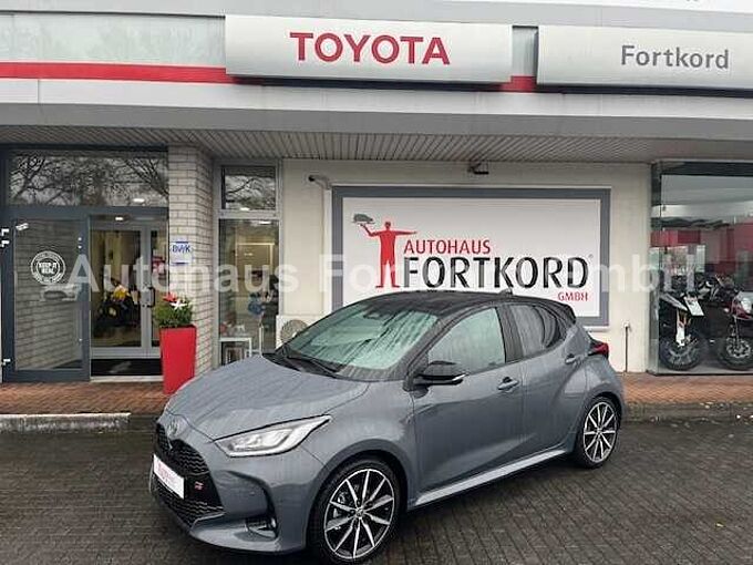 Toyota Yaris 1.5 Hybrid GR Sport - NAVI, LED, PDC, SZ ... -