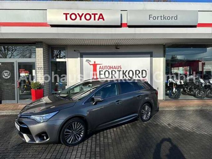 Toyota Avensis Touring Sports 1.8 - Navi, Standhz., AHK, Leder, LED, SHZ, BT-FSA
