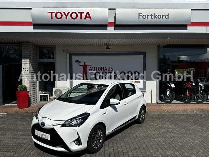 Toyota Yaris 1.5 Hybrid Comfort - Standhzg., SHZ, CAM. ... -