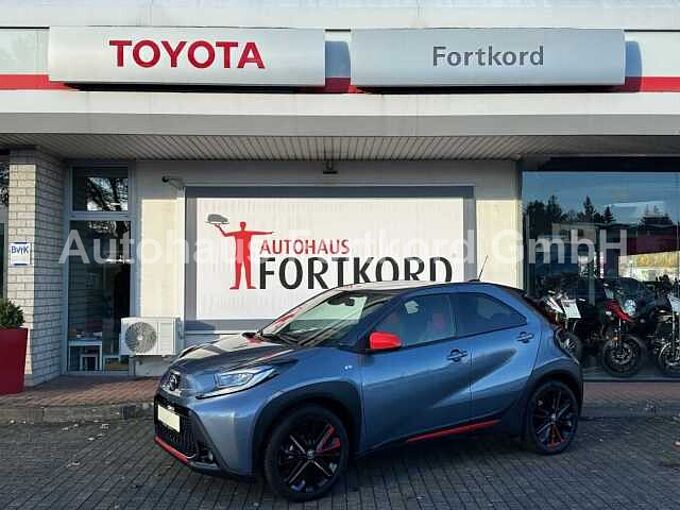 Toyota Aygo X Undercover - JBL, LED, Navi, SZ, PDC, Alu