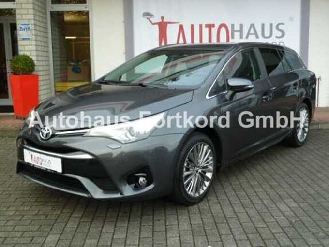 Toyota Avensis 1.8 - Leder, KEYLESS, Navi, SHZ. ...