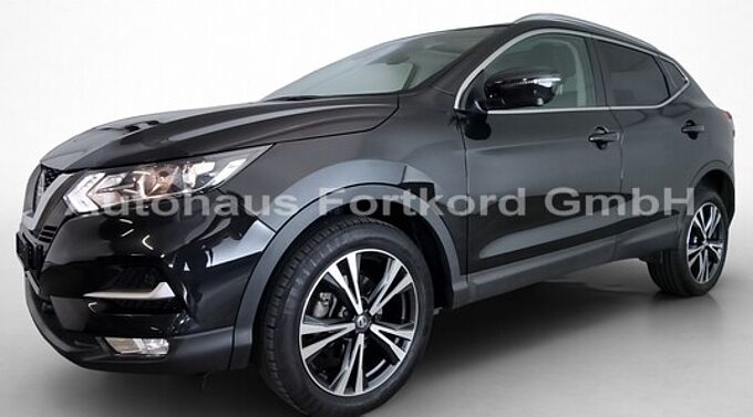 Nissan Qashqai 4x4 Acenta + 1.7 dCi - AHK, Navi, Pano, LED
