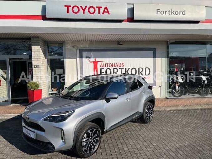 Toyota Yaris Cross Style 'Teamplayer' 1.5 Hybrid - Navi, LED, SZ, LH, Alu