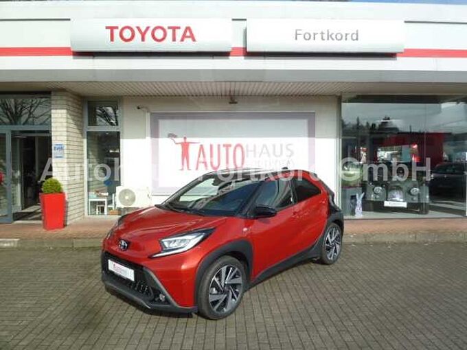 Toyota Aygo X Pulse Edition - LED, Navi, SZ, PDC, Alu 18'