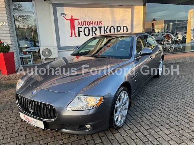 Maserati Quattroporte V Automatik - NAVI, BOSE, SZ, PDC ... -