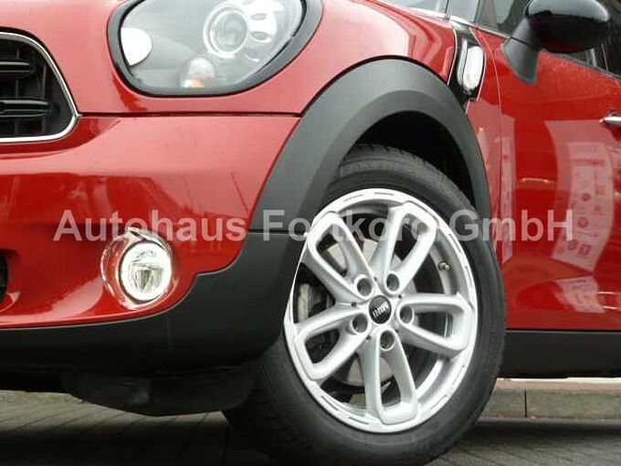 MINI Countryman Bi-Xenon, Navi, PDC, Sitzhzg., Keyless, Teilled., Alu, usw..