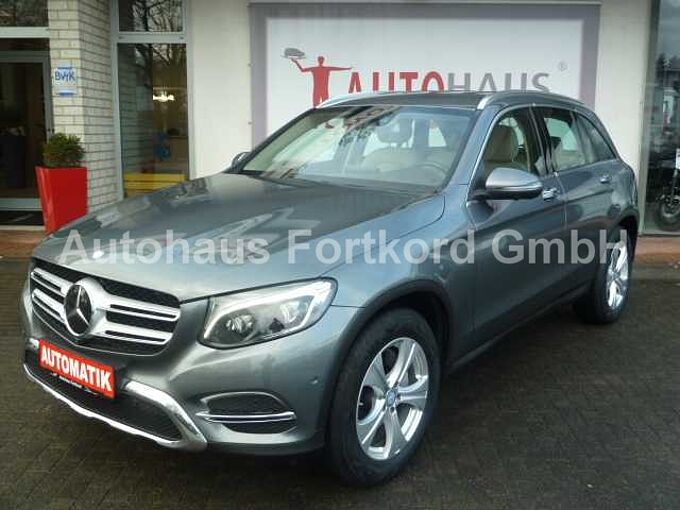 Mercedes-Benz GLC 220 d 4Matic Exclusive - Navi, Leder, PDC