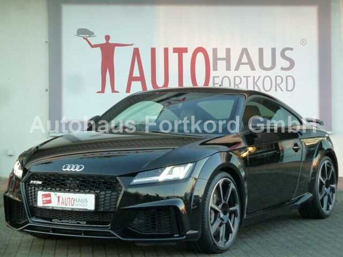 Audi TT quattro RS Coupe S tronic - 2.5 TFSI Vollausst..