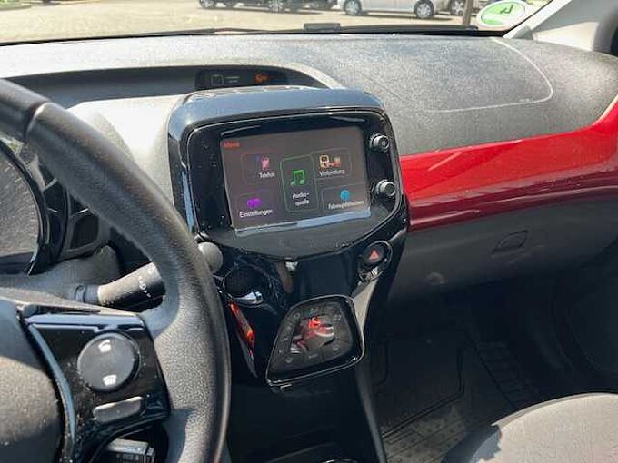 Toyota Aygo 5-Türer x-wave - Faltdach, Navi, AHK, LED, SZ, Klima