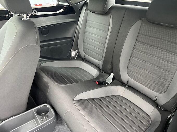 Volkswagen Beetle Cabriolet 1.4 RSI - R-Line - NAVI, Bi-Xenon, SZ, BT