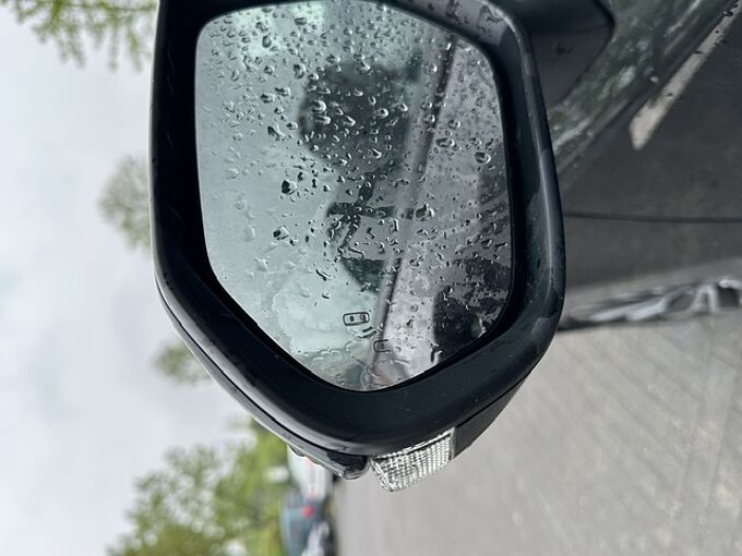 Toyota Corolla - 2.0 Hybrid Style - Navi, PDC, KEY