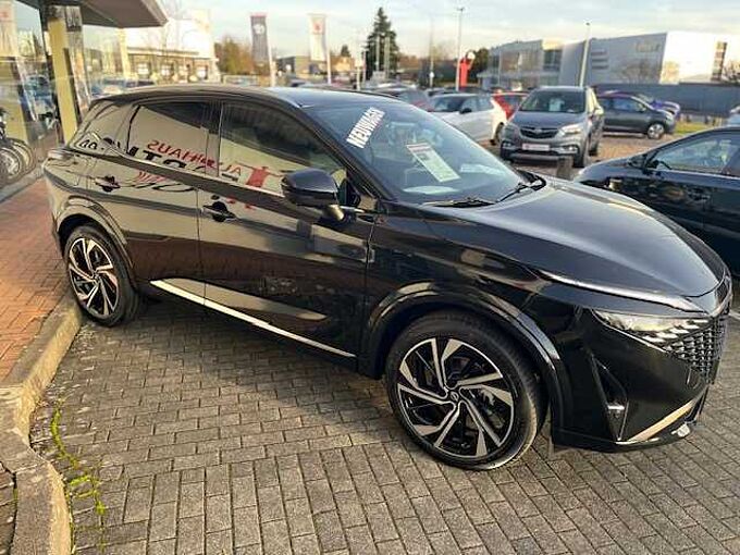 Nissan Qashqai 1.3 DIG-T MHEV Tekna Plus + XTronic - Facelift Pano, Bose, 20'