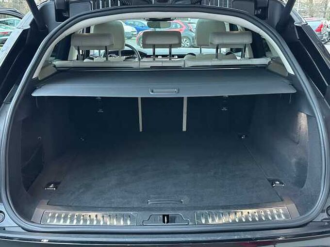Land Rover Range Rover Velar Diesel 300d R-Dynamic -Standhz. , Pano, AirS, LED