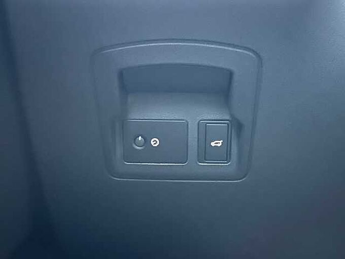 Land Rover Range Rover Velar Diesel 300d R-Dynamic -Standhz. , Pano, AirS, LED