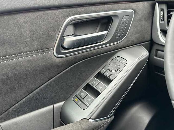 Nissan Qashqai 1.3 MHEV Tekna Plus + Xtronic - Facelift Pano, Bose, 20'