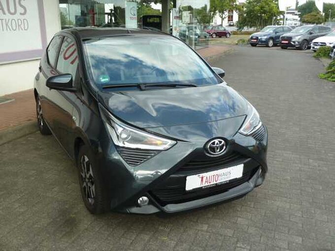Toyota Aygo X - Team Deutschland - Navi, LED, Klima
