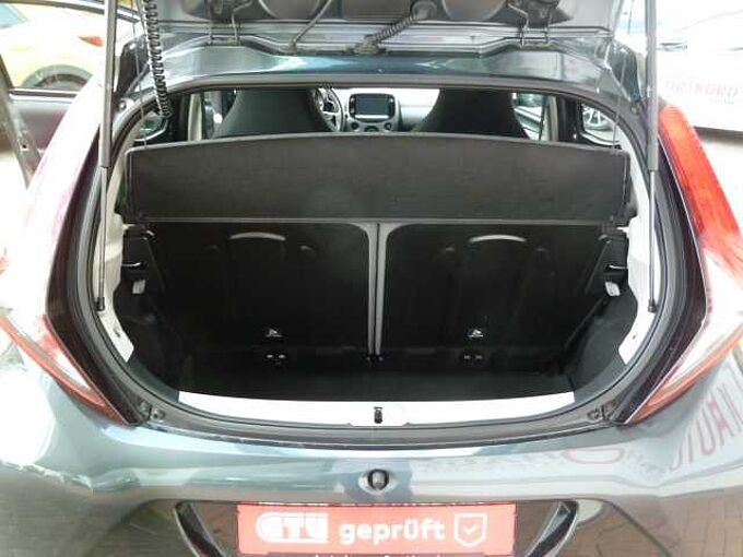 Toyota Aygo X - Team Deutschland - Navi, LED, Klima