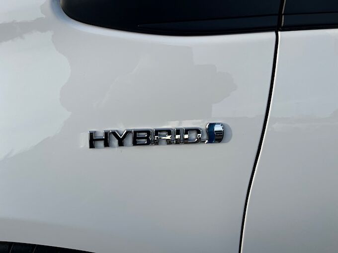 Toyota Yaris 1.5 Hybrid Y20 Club - BT, SZ, Klima .. . wenig KM