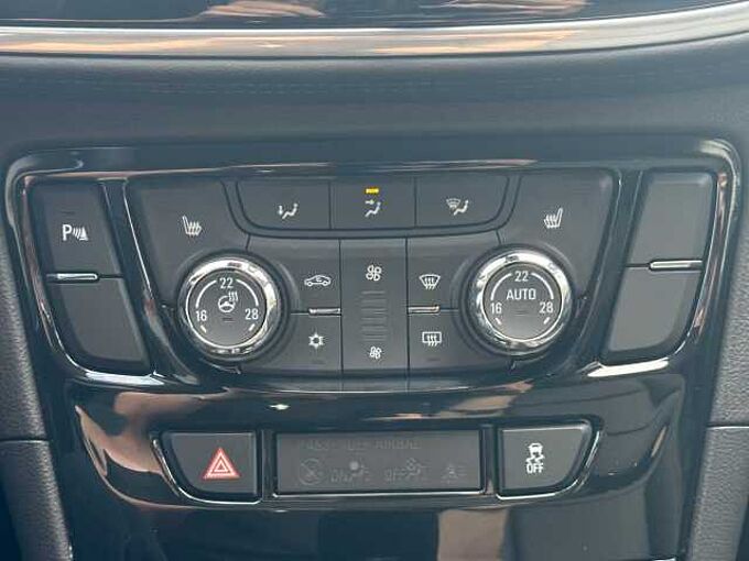 Opel Mokka X 1.4 Automatik Innovation - Navi, SZ, LED, PDC