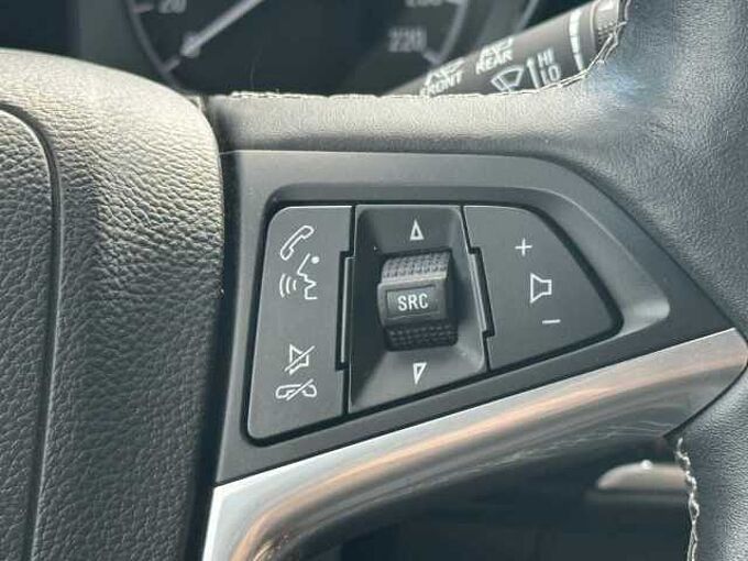 Opel Mokka X 1.4 Automatik Innovation - Navi, SZ, LED, PDC