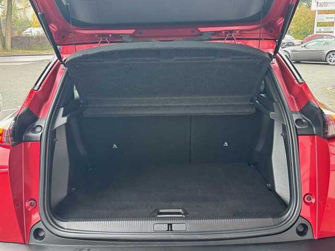 Peugeot 2008 1.2 PureTech GT Automatik - NAVI, LED, PDC, SH