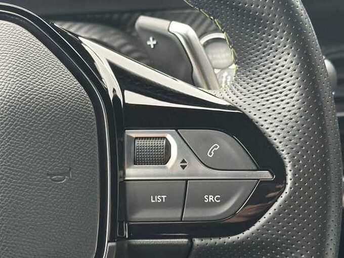 Peugeot 2008 1.2 PureTech GT Automatik - NAVI, LED, PDC, SH