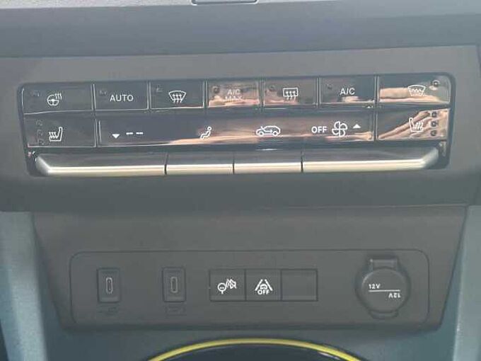 Fiat Panda Grande Hybrid 1.2 DCT La Prima - Winterp. , LED, SZ, PDC