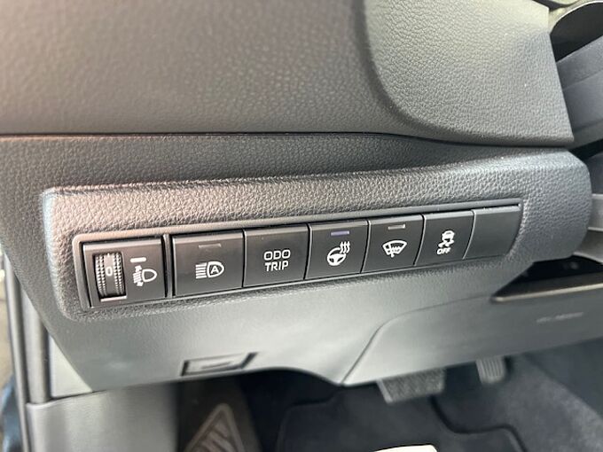 Toyota Corolla Touring Sports 1.8 Hybrid - LED, NAVI, SZ, KeyLess