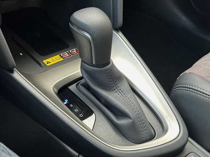 Toyota Yaris Cross 1.5 Hybrid Style Plus - JBL, NAVI, LED, PDC, SH