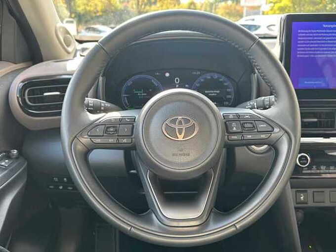 Toyota Yaris Cross 1.5 Hybrid Style Plus - JBL, NAVI, LED, PDC, SH