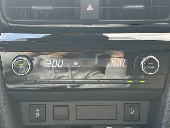 Toyota Yaris Cross 1.5 Hybrid Style Plus - JBL, NAVI, LED, PDC, SH