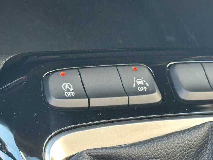 Opel Corsa 1.2 - BT, LED, SHZ, Klima ... wenig KM