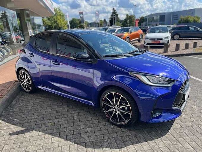 Toyota Yaris Hybrid 1.5 GR SPORT - LED, NAVI, PDC, SZ