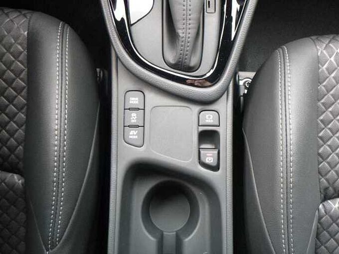 Toyota Yaris 1.5 Hyb. Style Sport- LED, SHZ, Navi