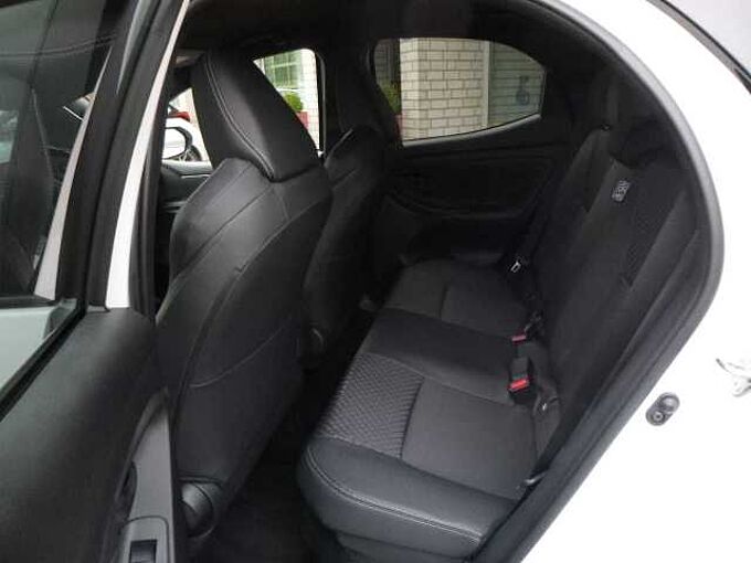 Toyota Yaris 1.5 Hyb. Style Sport- LED, SHZ, Navi