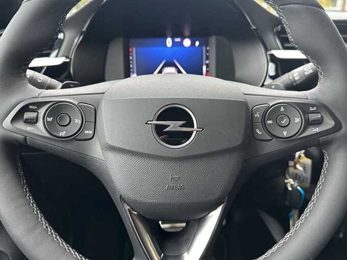 Opel Corsa 1.2 Turbo GS Line - NAVI, LED, BT. ..