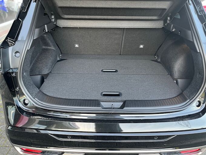 Nissan Qashqai 1.3 DIG-T MHEV Tekna Plus + XTronic - Facelift Pano, Bose, 20'