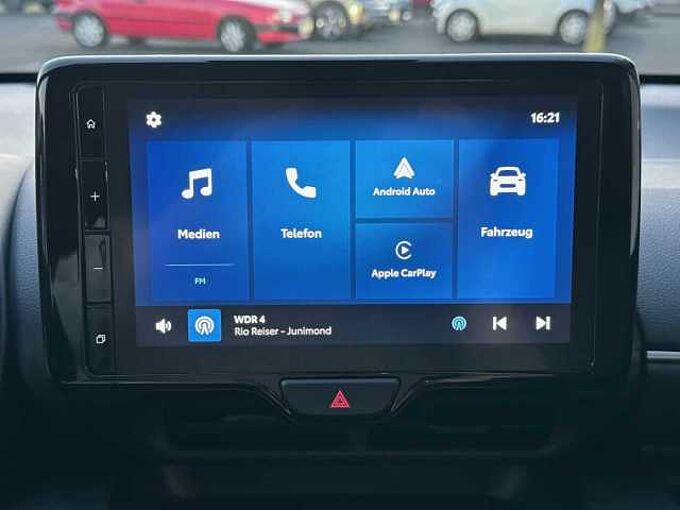 Toyota Yaris 1.5 Automatik Style Selection  - LED, Navi, SZ