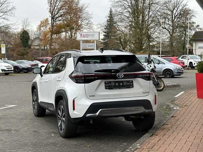 Toyota Yaris Cross 1.5 Hybrid Adventure - Navi, LED, SHZ, HUD