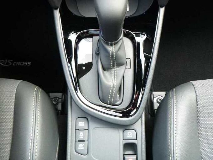 Toyota Yaris Cross 1.5 Hybrid Adventure - Navi, LED, SHZ, HUD