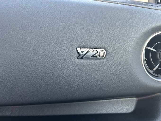 Toyota Yaris 1.5 Hybrid Y20 Club - BT, SZ, Klima ... wenig KM