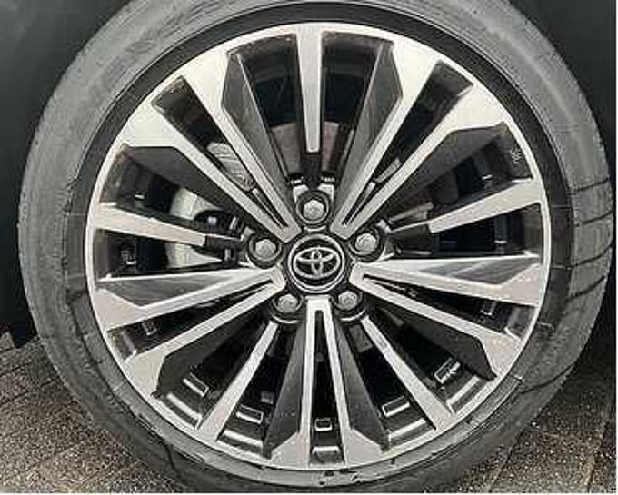 Toyota Corolla - 2.0 Hybrid Style  - Navi, PDC, KEY