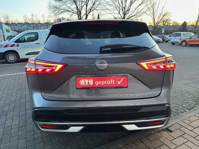 Nissan Qashqai 1.3 DIG-T MHEV Tekna Plus + XTronic - Facelift Pano, Bose, 20'