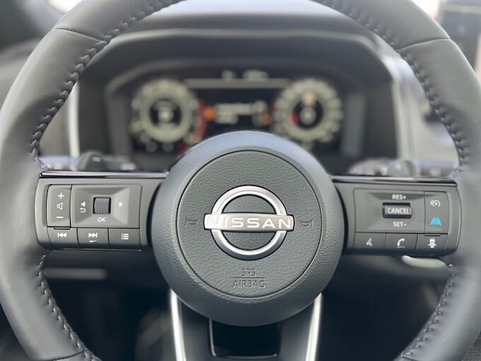 Nissan Qashqai 1.3 DIG-T MHEV Tekna Plus + XTronic - Facelift Pano, Bose, 20'