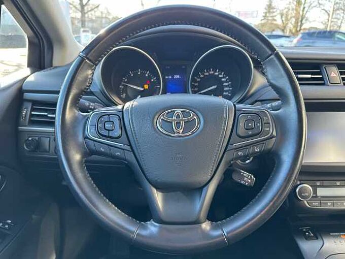 Toyota Avensis Touring Sports 1.8 - Navi, Standhz., AHK, Leder, LED, SHZ, BT-FSA