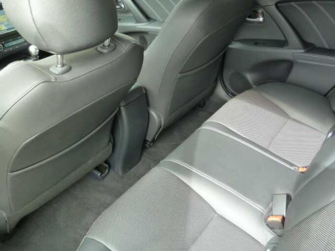 Toyota Avensis Edition-S - Navi, Standhz., AHK, Leder, LED, SHZ, BT-FSA