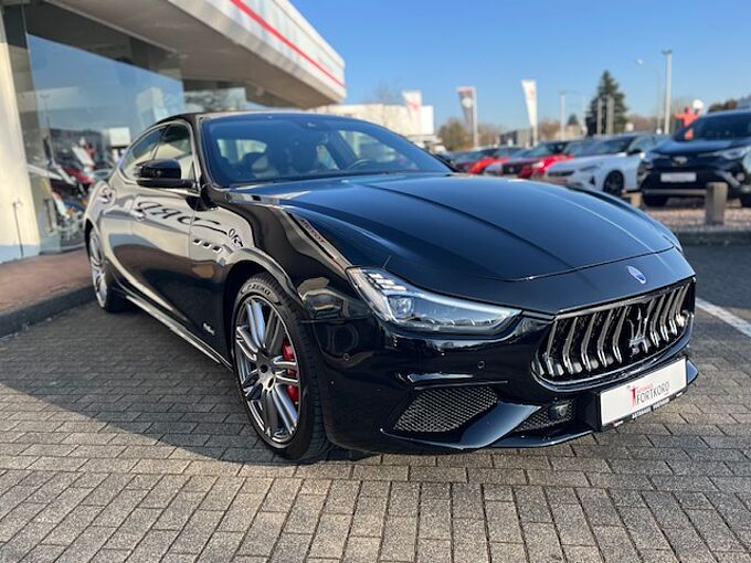 Maserati Ghibli S Q4 GranSport  - Kamera, LED, 20' Zoll, Navi