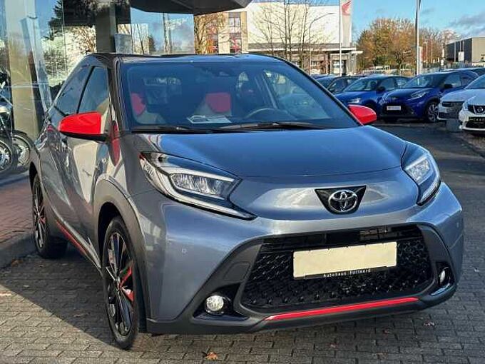 Toyota Aygo X Undercover - JBL, LED, Navi, SZ, PDC, Alu