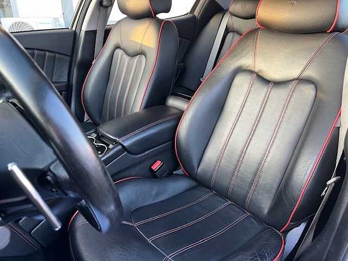 Maserati Quattroporte V Automatik - NAVI, BOSE, SZ, PDC ... -