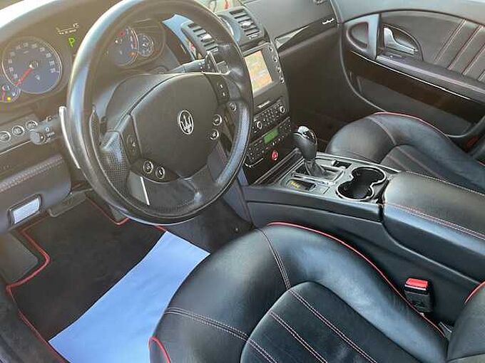 Maserati Quattroporte V Automatik - NAVI, BOSE, SZ, PDC ... -
